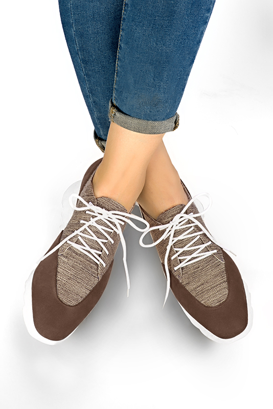 Chocolate brown and tan beige women's casual lace-up shoes. Square toe. Low rubber soles. Worn view - Florence KOOIJMAN